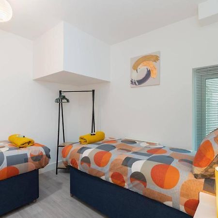 Forest View Apartment- Private Balcony Southampton Esterno foto