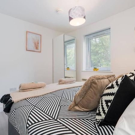 Forest View Apartment- Private Balcony Southampton Esterno foto