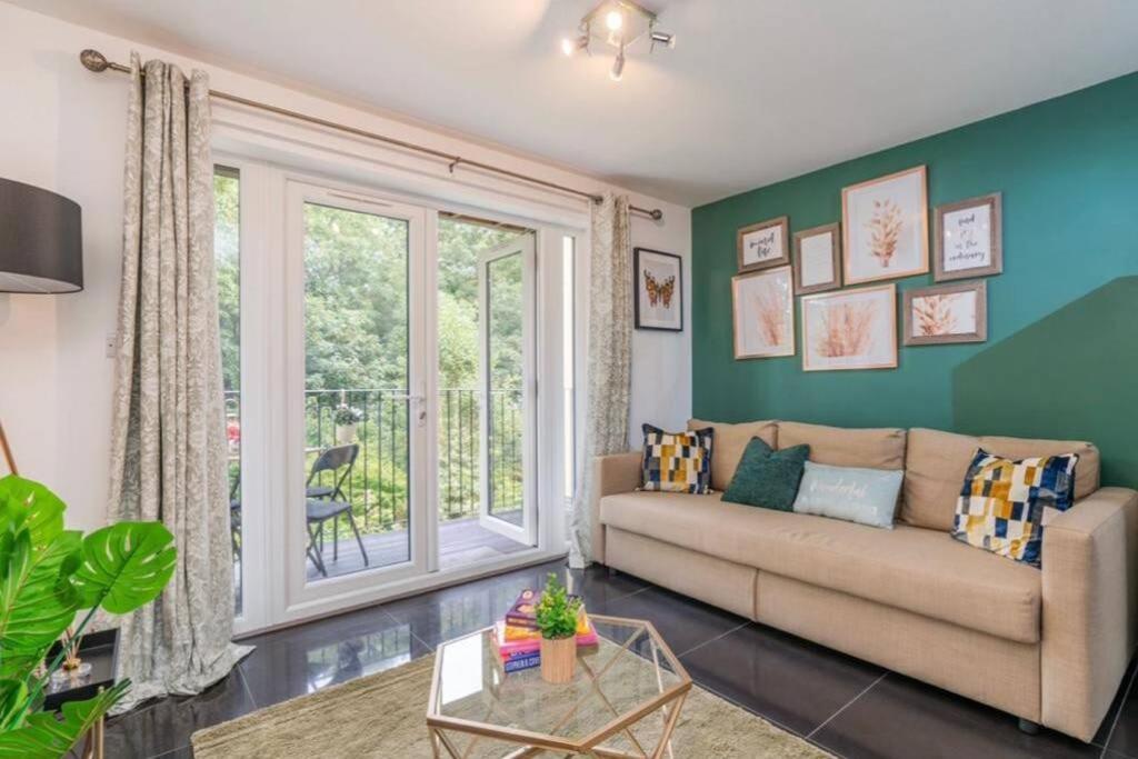 Forest View Apartment- Private Balcony Southampton Esterno foto